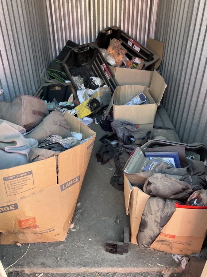 5 x 10 storage unit in Bakersfield, CA