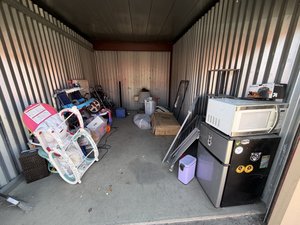 10 x 15 storage unit in Bakersfield, CA