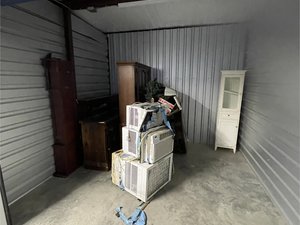 10 x 10 storage unit in Huntsville, AL