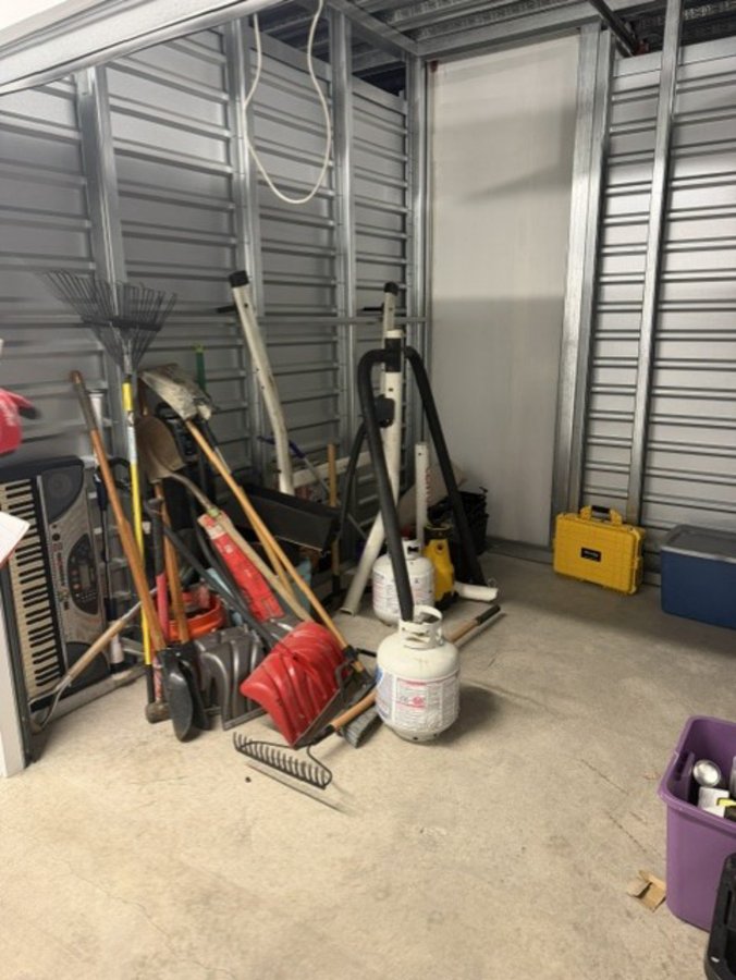 10 x 10 storage unit in Denver, CO