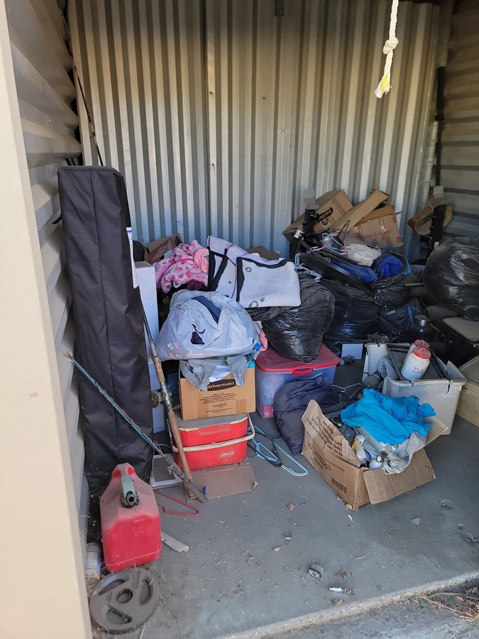 10 x 10 storage unit in Bakersfield, CA
