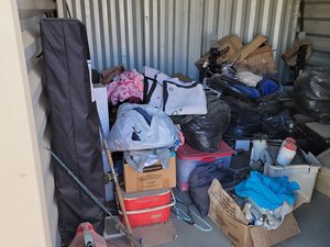 10 x 10 storage unit in Bakersfield, CA