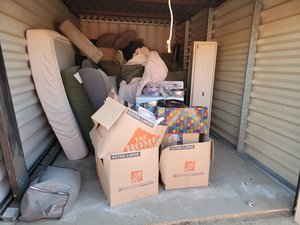 10 x 20 storage unit in Bakersfield, CA