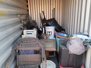 5 x 10 storage unit in Bakersfield, CA