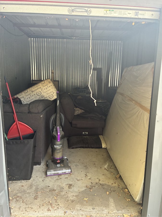 10 x 10 storage unit in Seagoville, TX