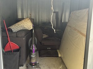 10 x 10 storage unit in Seagoville, TX