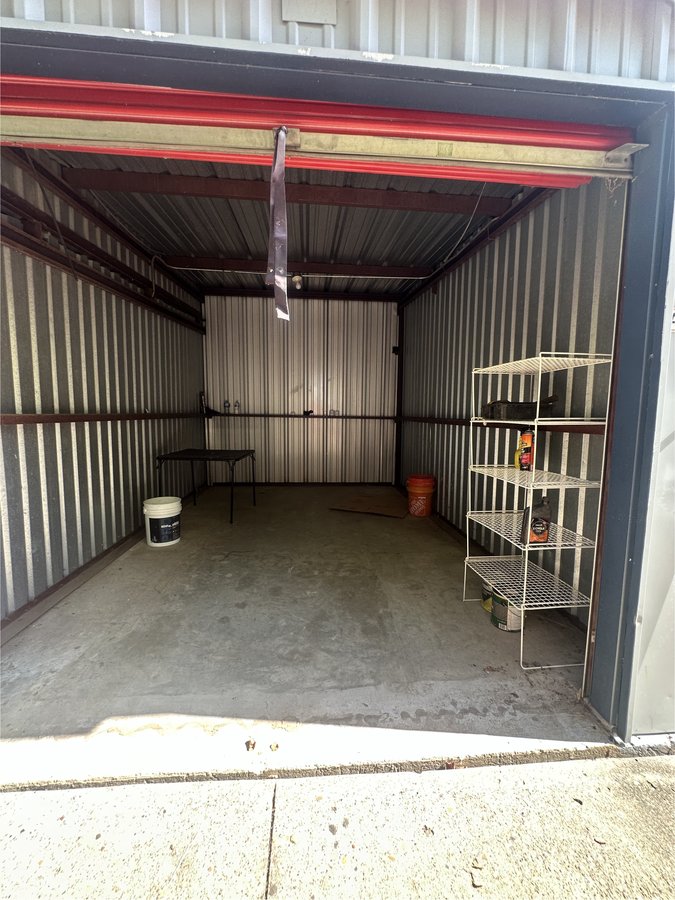 10 x 15 storage unit in Seagoville, TX