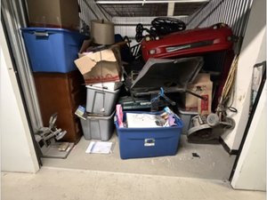 10 x 15 storage unit in Woodbridge, NJ