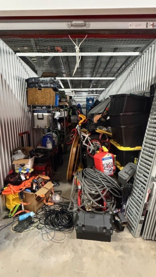 7 x 20 storage unit in Bay Shore, NY