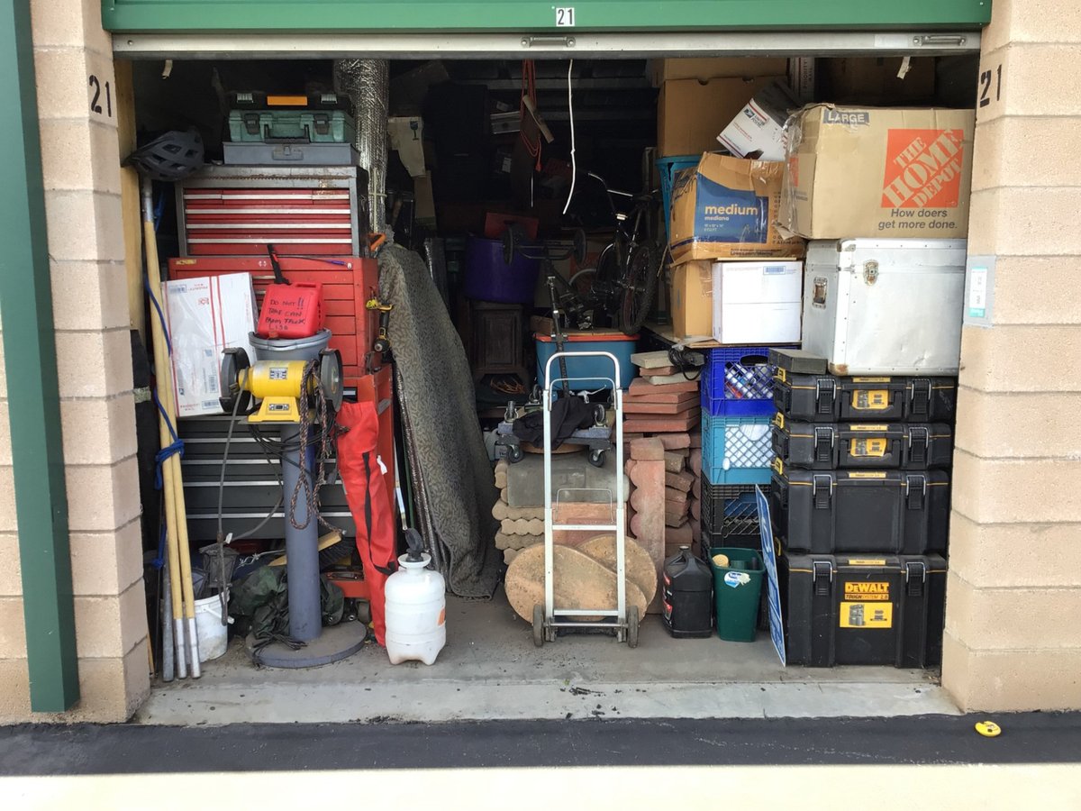 10 x 20 storage unit in Beaumont, CA