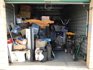 10 x 20 storage unit in Beaumont, CA