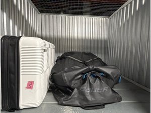 5 x 5 storage unit in Woodbridge, NJ