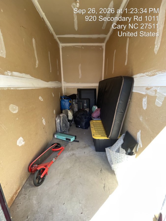 5 x 10 storage unit in Cary, NC