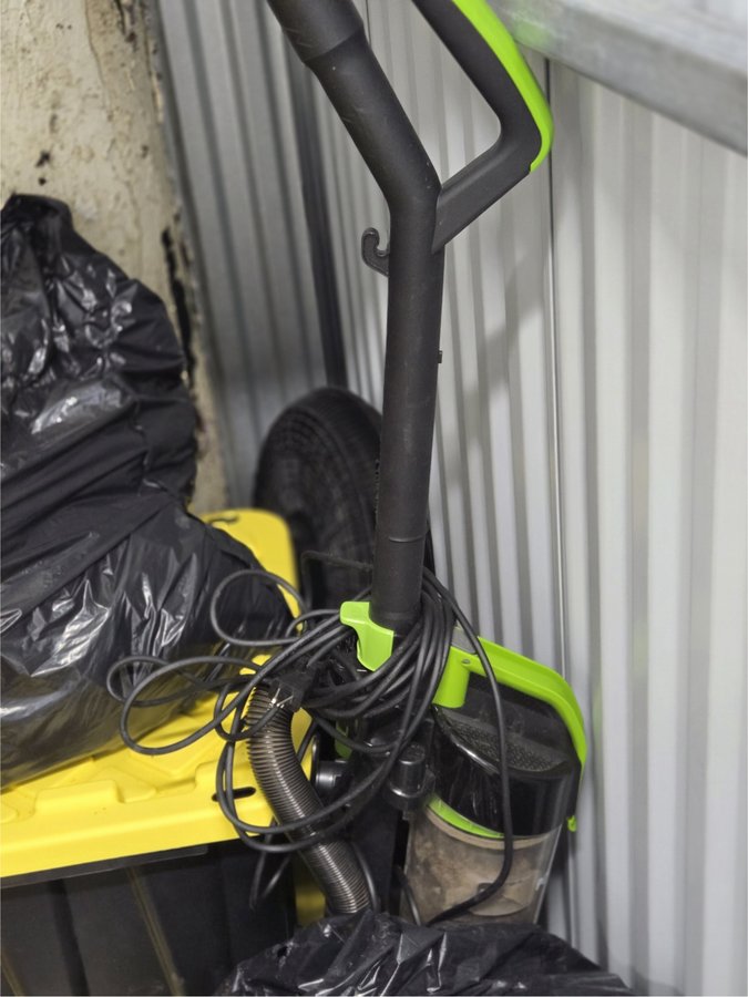 5 x 5 storage unit in Philadelphia, PA