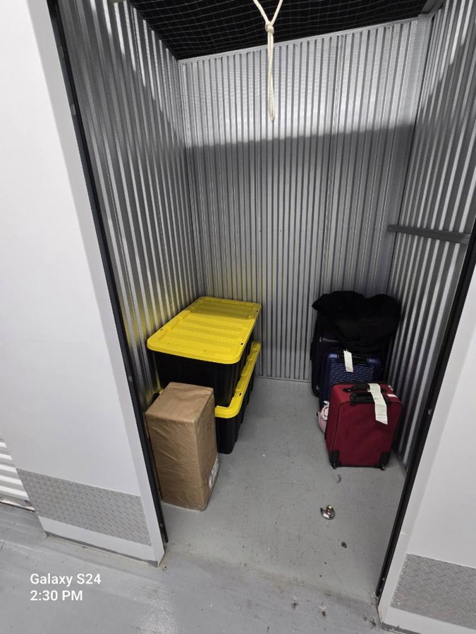 5 x 5 storage unit in Bronx, NY