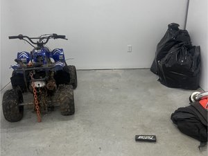 10 x 10 storage unit in Philadelphia, PA