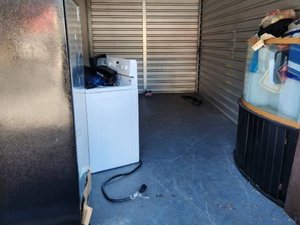10 x 20 storage unit in Tampa, FL