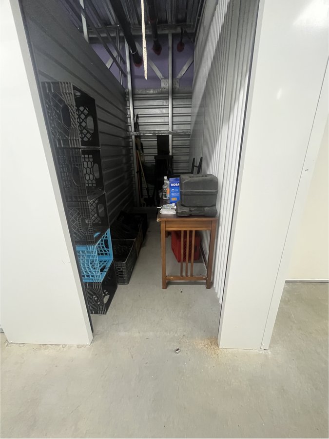 5 x 10 storage unit in Philadelphia, PA