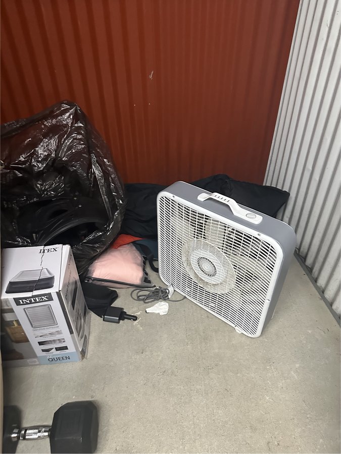 5 x 5 storage unit in Harvey, IL