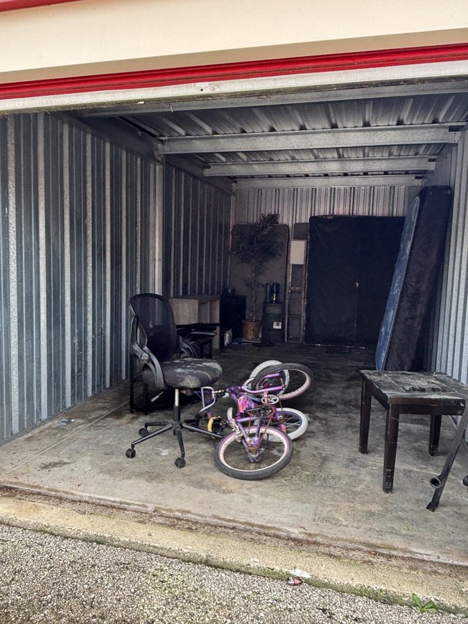 10 x 20 storage unit in Kenosha, WI
