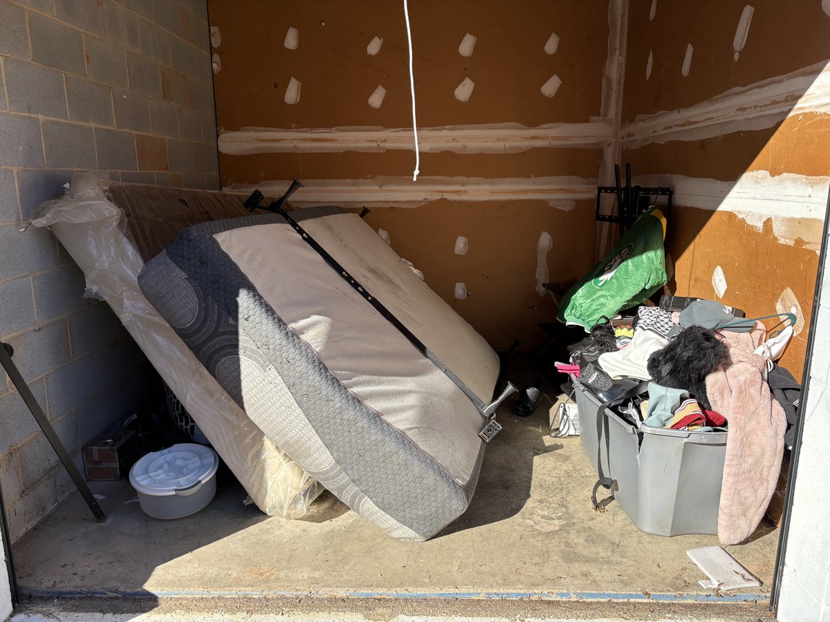 10 x 10 storage unit in Shelby, NC