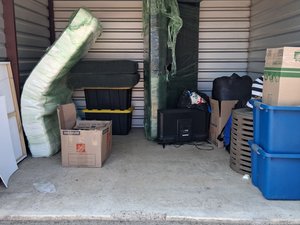 10 x 10 unit in Frisco