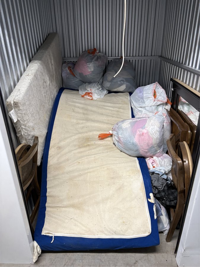 5 x 7 storage unit in Minneapolis, MN