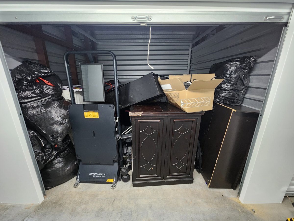 10 x 10 storage unit in Lansdale, PA