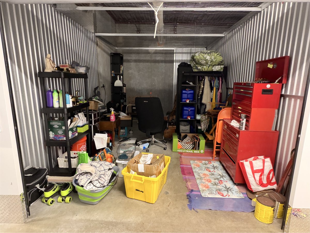 10 x 17 storage unit in Palm Beach Gardens, FL