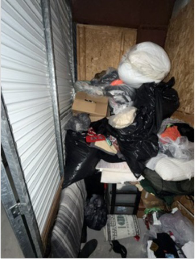 5 x 10 storage unit in Tampa, FL