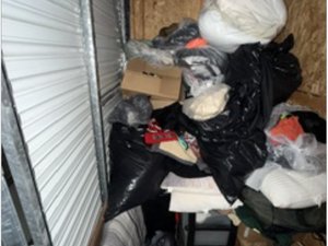 5 x 10 storage unit in Tampa, FL