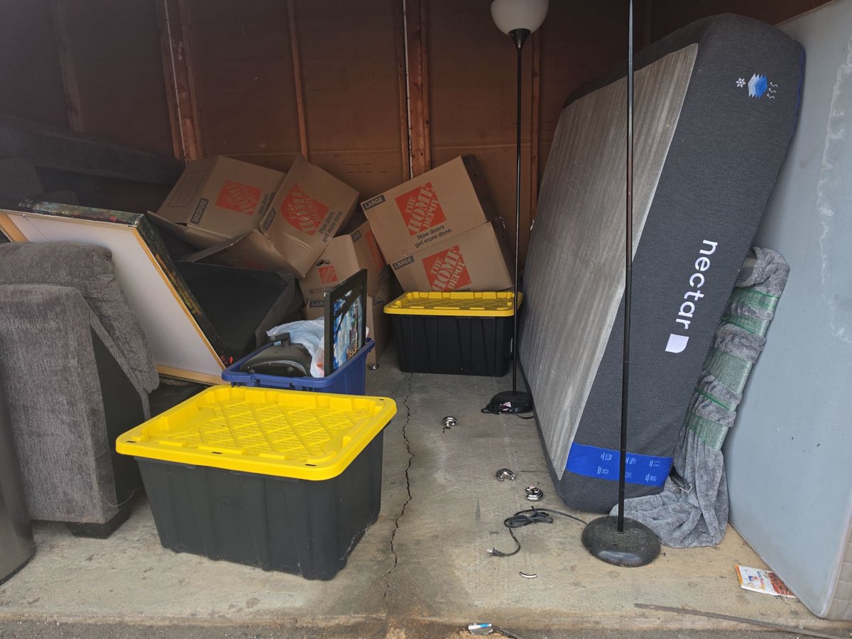 10 x 15 storage unit in Charlotte, NC