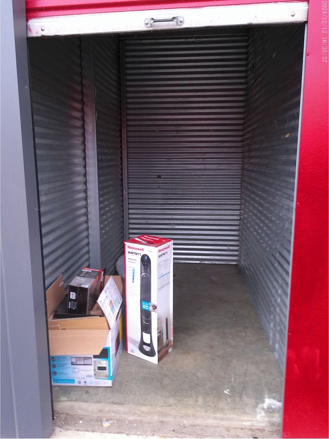 5 x 10 storage unit in Columbus, OH