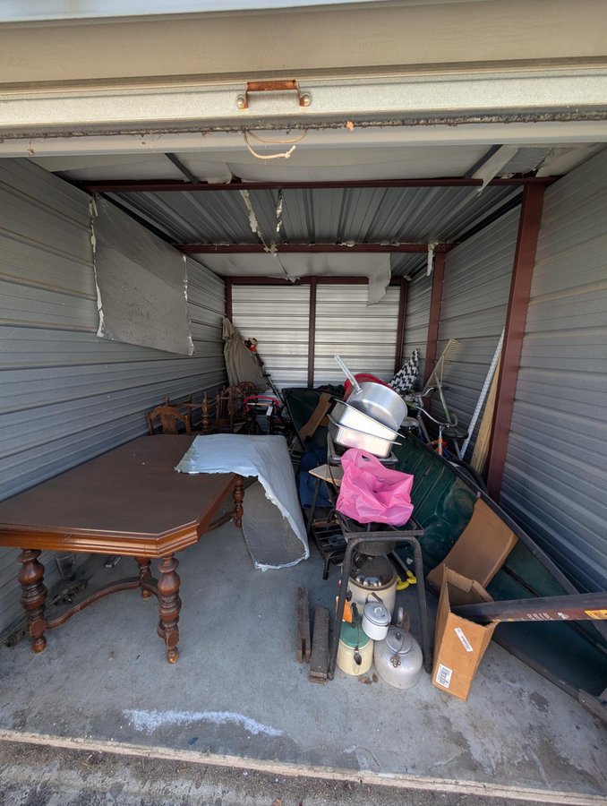 10 x 15 storage unit in Spring Hill, TN