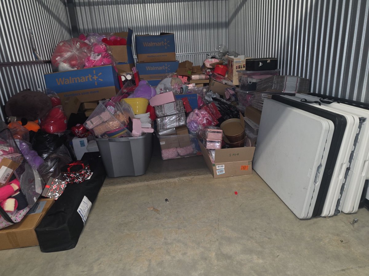 10 x 15 storage unit in Charlotte, NC