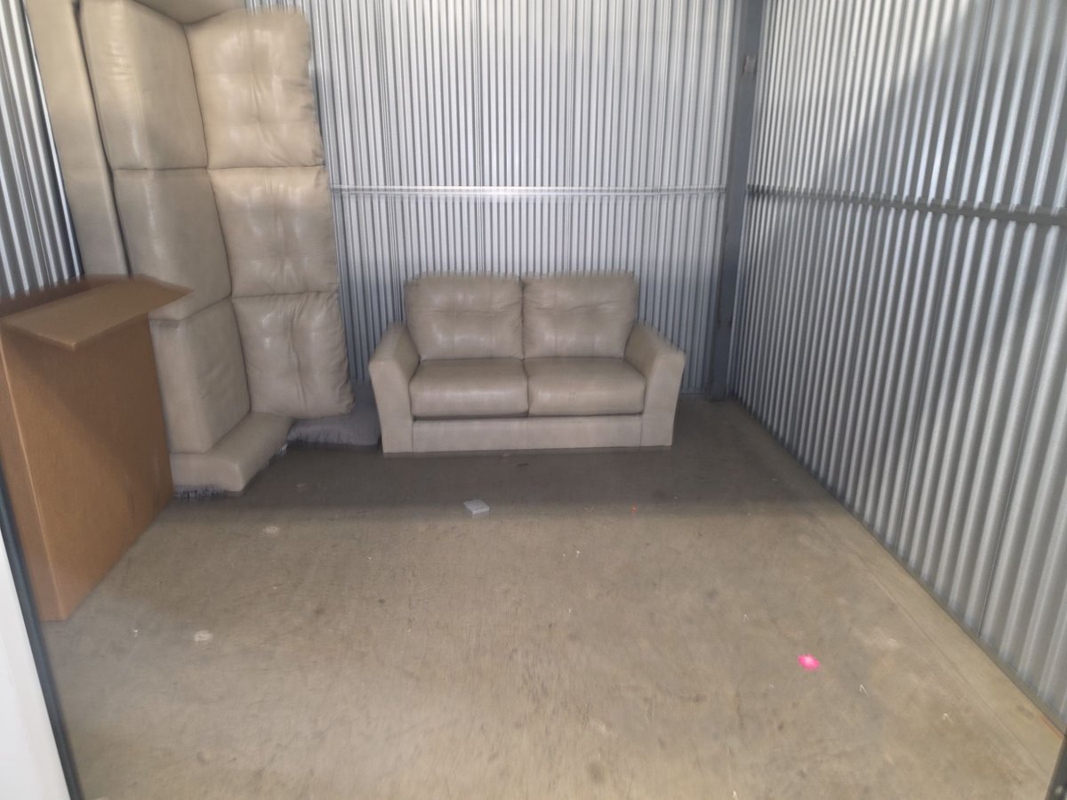 10 x 10 storage unit in Charlotte, NC