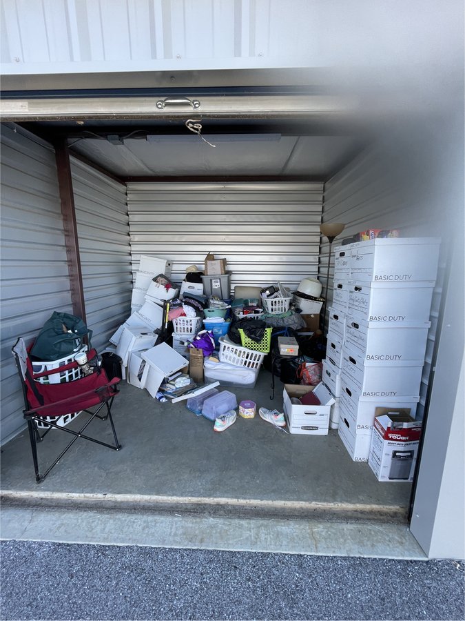 10 x 10 storage unit in Hazel Green, AL