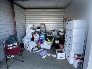 10 x 10 storage unit in Hazel Green, AL