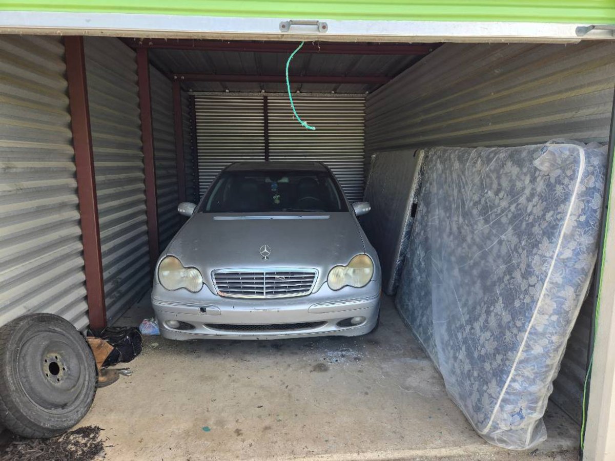 10 x 20 storage unit in Carrollton, TX