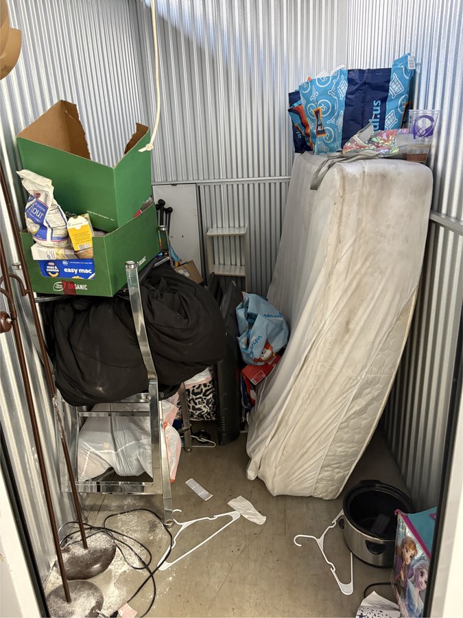 5 x 10 storage unit in Minneapolis, MN