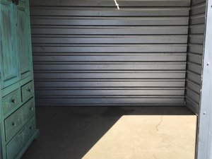 10 x 10 storage unit in Denton, TX
