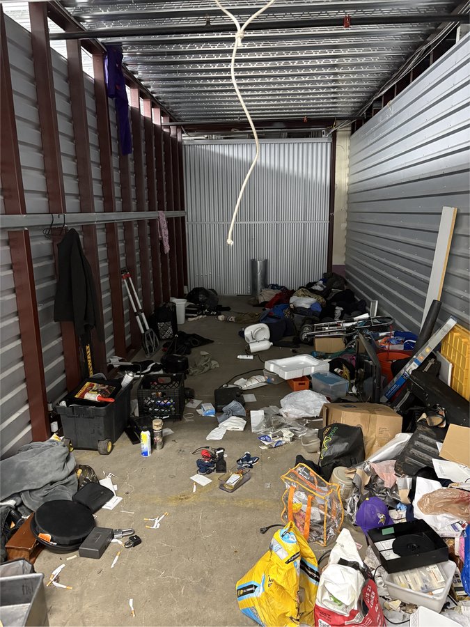 10 x 26 storage unit in Minneapolis, MN