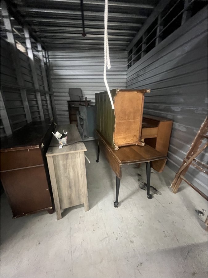10 x 15 storage unit in Philadelphia, PA