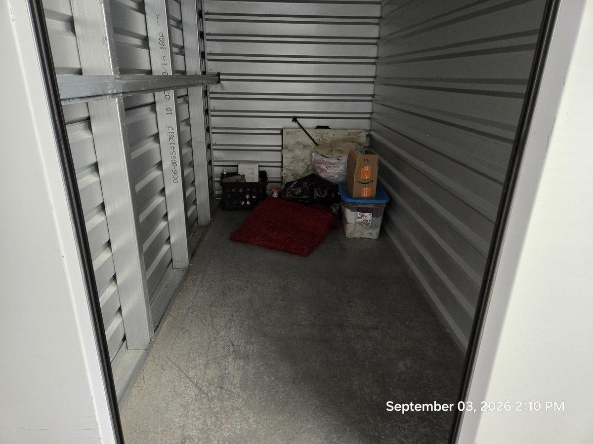 5 x 10 storage unit in Greenville, SC