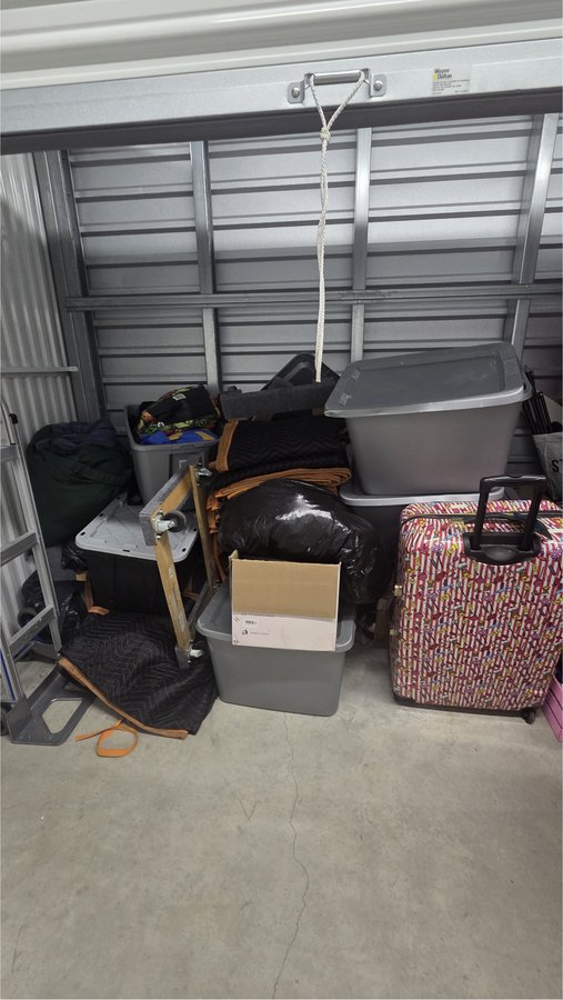 10 x 5 storage unit in Philadelphia, PA