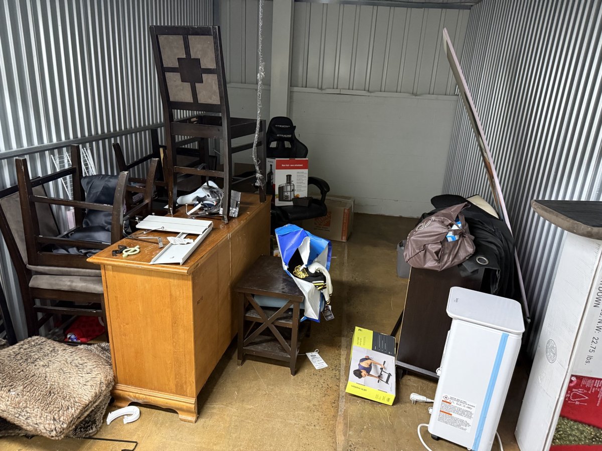10 x 15 storage unit in Coatesville, PA