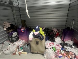 7 x 10 storage unit in Philadelphia, PA