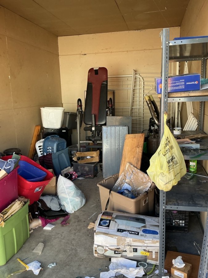 10 x 16 storage unit in Lewistown, PA