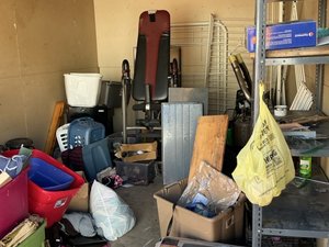 10 x 16 storage unit in Lewistown, PA