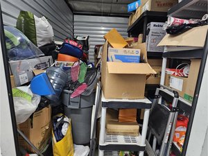10 x 15 storage unit in Lodi, NJ